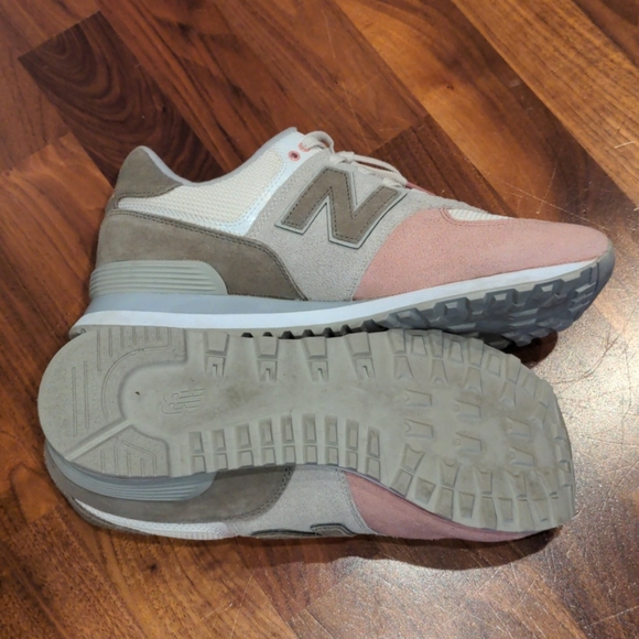 COPY - Men's New Balance 574 Size 11 - Picture 3 of 4